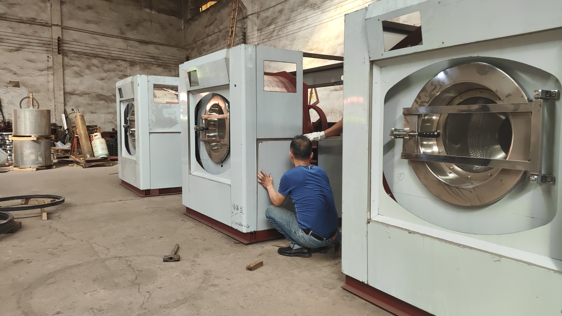 为何众多知名工厂选择珠江工业全自动洗衣机？实力见证品质保障