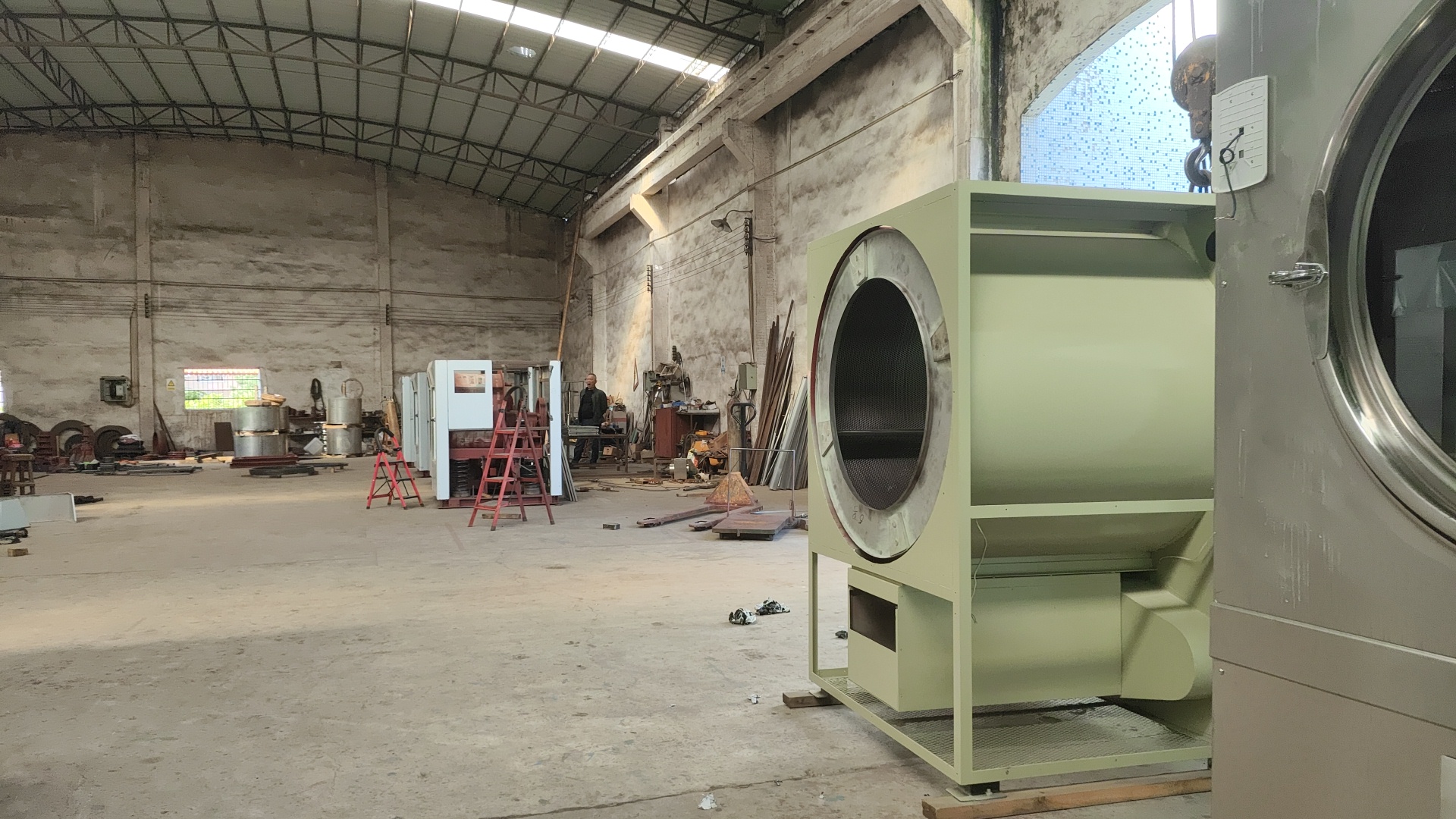 
私立学校选配宿舍医用洗衣机，珠江洗涤凭什么获得百家知名企业青睐？
