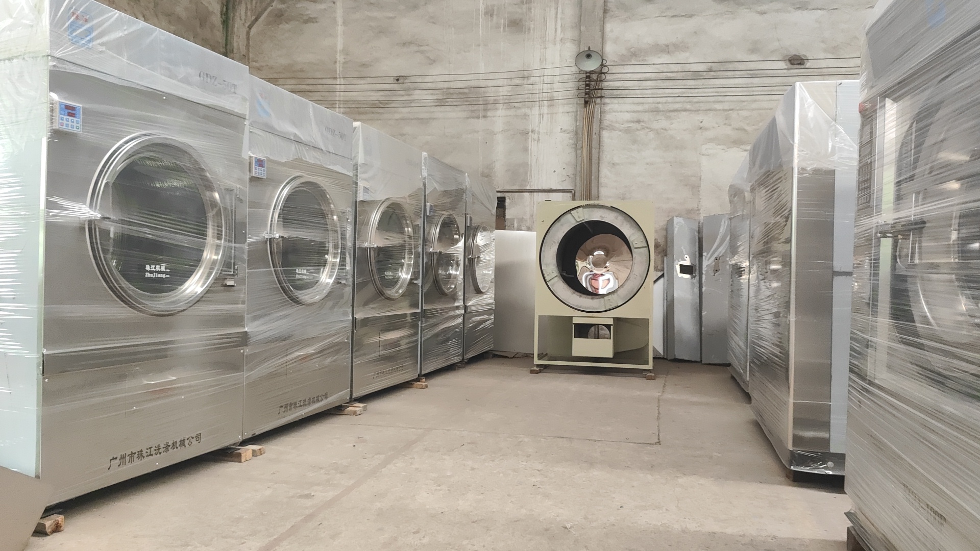 
百家名企共同选择的工业大型洗衣机制造厂，珠江洗涤凭什么？
